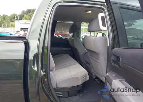 2013 Toyota Tundra Grade 5.7L V8 z USA, uszkodzony, nr VIN 5TFCY5F14DX014824